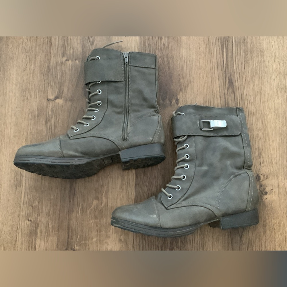 Grey zip boots size 10